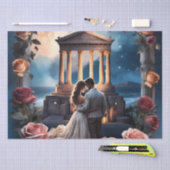 海のそばに立つ美しい花嫁と花婿 薄葉紙 (クラフト)