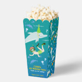 海のイルカと男の子の誕生日のパーティーの下で フェイバーボックス (はじけた状態)