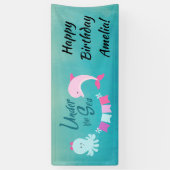 海のイルカの下 |女の子の誕生日パーティー 横断幕 (縦)