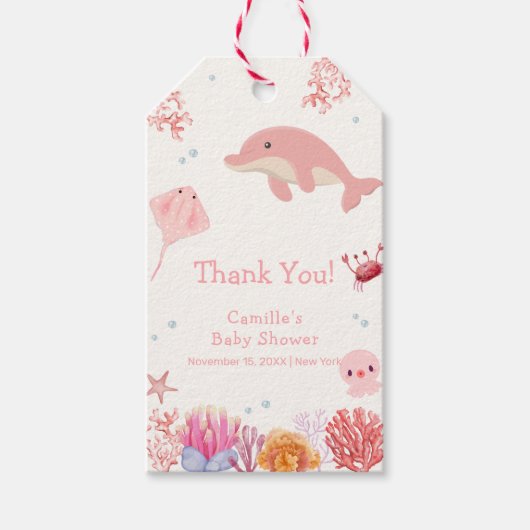 海のイルカの少女の赤ちゃんシャワーの下でピンクかわいい ギフトタグ (正面)