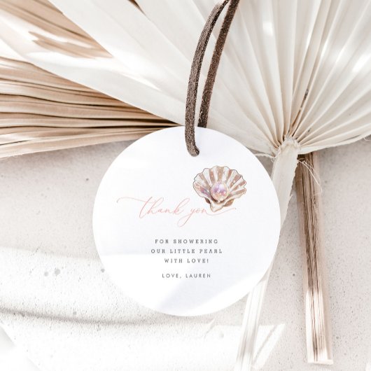 海のエレガント小さな真珠の赤ちゃんシャワーの下で フェイバータグ