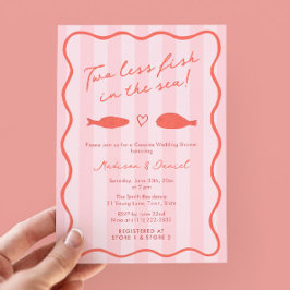 海のカップルのシャワーで手描き魚を2つ減らした 招待状