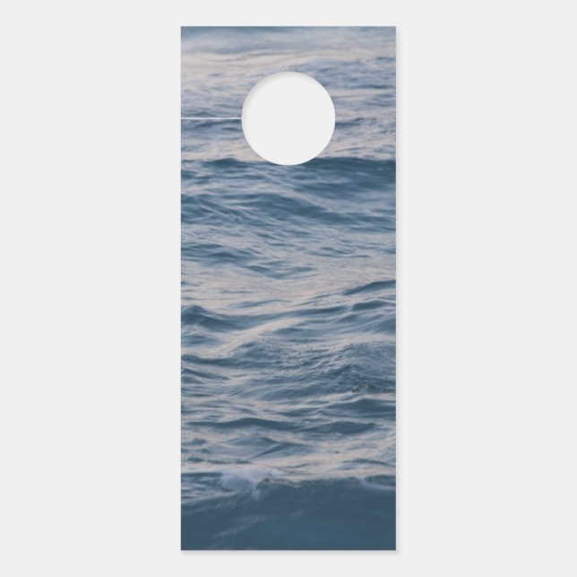 海のクローズアップ  ドアノブサイン (正面)