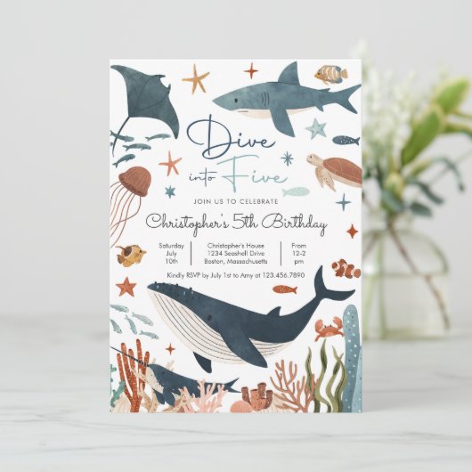 海のサメの誕生日パーティーの下で5にダイビング 招待状 (スタンド正面)