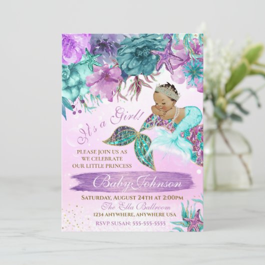 海のシャワーの下のエスニックヴィンテージ人魚ベビー 招待状 (スタンド正面)