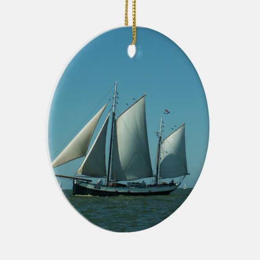 海のスクーナー船 セラミックオーナメント (右)