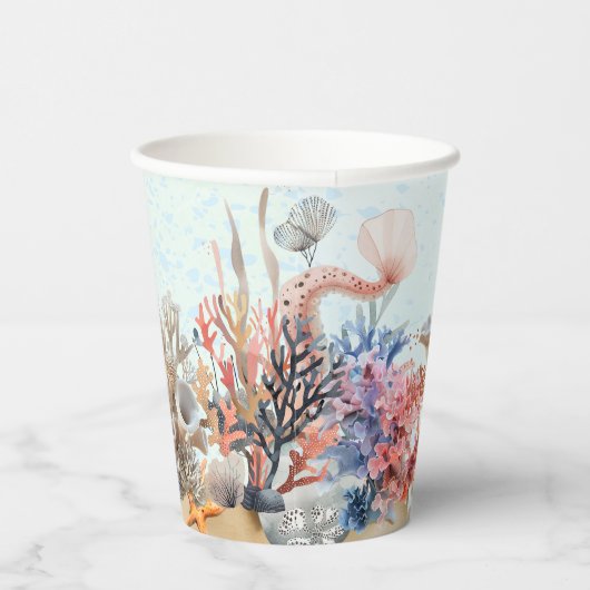 海のニュートラルなベビーシャワーの下の水色 紙コップ (右)