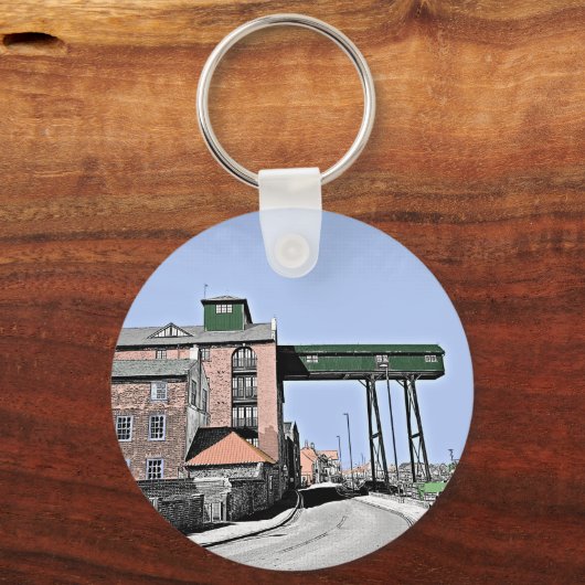 海のノーフォークの隣の古い穀倉地帯の井戸 キーホルダー (正面)