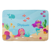 海のパーソナライズされた下でガーリーかわいい人魚 バスマット (正面)