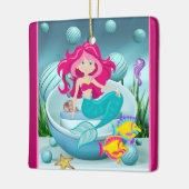 海のパーソナライズされた下の人魚ビーチクリスマス セラミックオーナメント (左)
