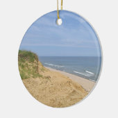 海のビーチの写真 セラミックオーナメント (左)