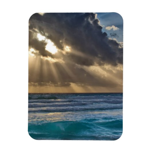 海の上で雲を切り抜ける太陽 マグネット (縦)