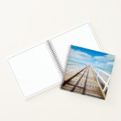 海の上の桟橋から表示 ノートブック (内部)