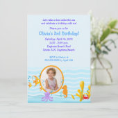 海の下で海のクリッター*写真*誕生日5 x 7 招待状 (スタンド正面)