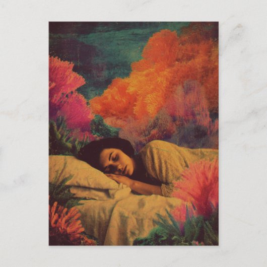 海の下で眠る女性サーレアル混合メディア ポストカード (正面)