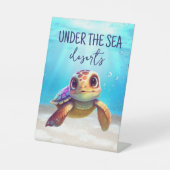 海の下にかわいい水色の亀誕生日標識 台座サイン (正面)