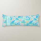 海の下のサメかわいいパタパーソナライズされたーン ボディピロー (正面)