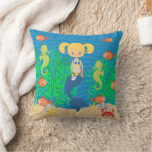 海の下のブロンドの人魚 クッション (ブランケット)