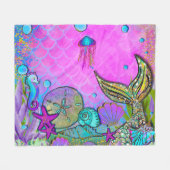 海の下の人魚と海のシェルのピンクの輝き フリースブランケット (正面(横))