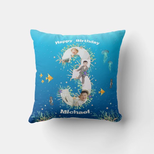海の下の大きな3歳の誕生日フォトコラージュ クッション (裏面)