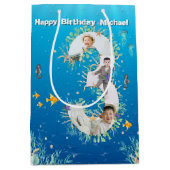 海の下の大きな3歳の誕生日フォトコラージュ ミディアムペーパーバッグ (正面)
