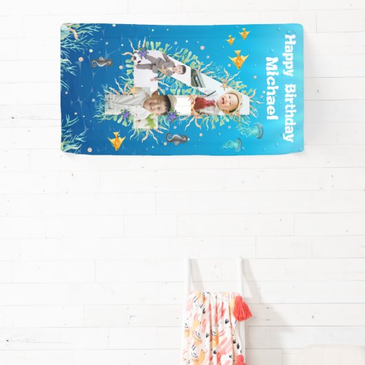 海の下の大きな4歳の誕生日フォトコラージュ 横断幕 (インサイチュ)