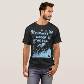 海の下の奇跡 Png Tシャツ (正面フル)