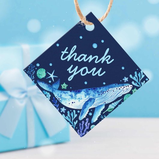 海の下の青い水色のクジラありがとう フェイバータグ