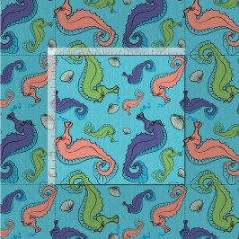 海の下 – シーホースよくはしゃぐとシェルパターン ファブリック