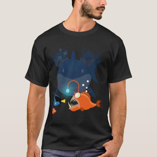 海の世界…ニモやドリーたち Tシャツ (正面)