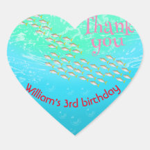 海の中で小さな魚の泡誕生日