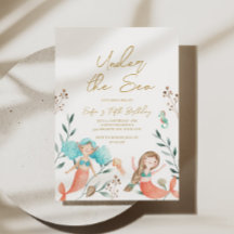 海の中のキュートな人魚