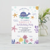 海の中のクジラの子供たちの誕生日招待状カード 招待状 (スタンド正面)