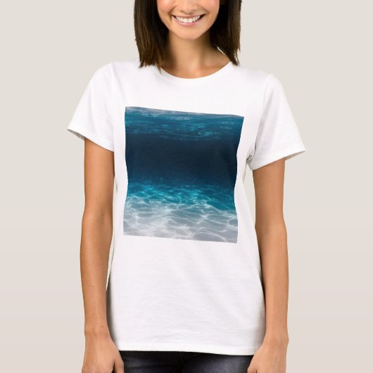 海の中の海水 Tシャツ (正面)