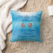 海の中の魚がふたり減る クッション (ブランケット)