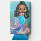 海の中遊の美しい黒の人魚 スリム缶クーラー (裏面)