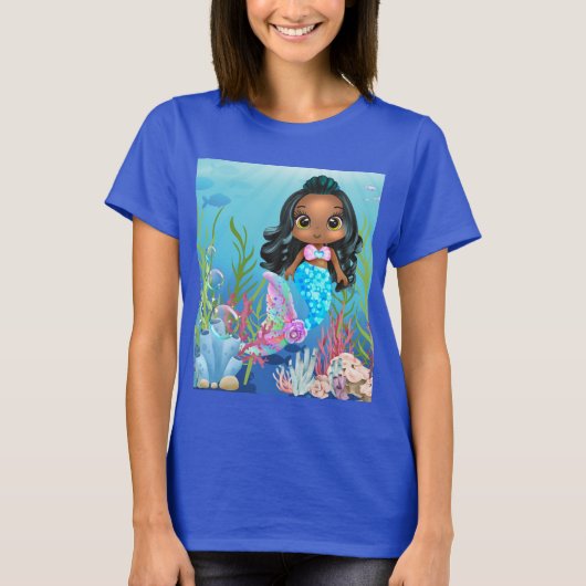 海の中遊の美しい黒の人魚 Tシャツ (正面)