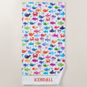 海の子供の下の虹の水彩画の魚 ビーチタオル (正面)