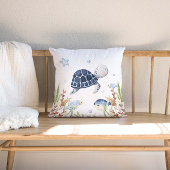 海の子供部屋の下で クッション