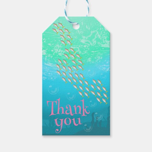 海の小魚の誕生日パーティーの下で ギフトタグ (正面)