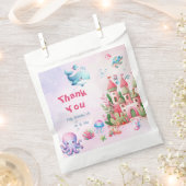 海の少女のベビーシャワーの下のピンク フェイバーバッグ (クリップ留めされた状態)