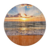 海の日の出、深いの青い地平線。 カッティングボード (正面)