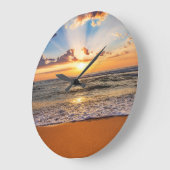海の日の出、深いの青い地平線。 ラージ壁時計 (傾斜)