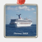 海の日付がついた写真の船 メタルオーナメント (正面)