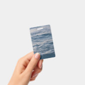 海の水のクローズアップ バッジ (手持ち)