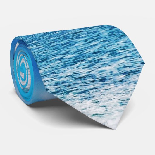 海の波が海に ネクタイ (ロール)