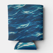 海の深さ：深いブルー謎 缶クーラー (裏面)