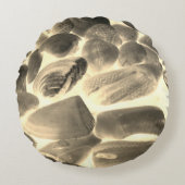 海の牡蠣の貝殻、色をベージュまたはカーキに変更 ラウンドクッション (正面)