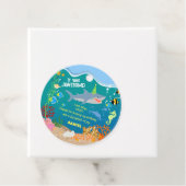 海の男の子の誕生日パーティーの下で笑顔のサメ フェイバータグ (インサイチュ)