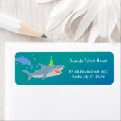 海の男の子の誕生日パーティーの下で笑顔のサメ ラベル (インサイチュ)